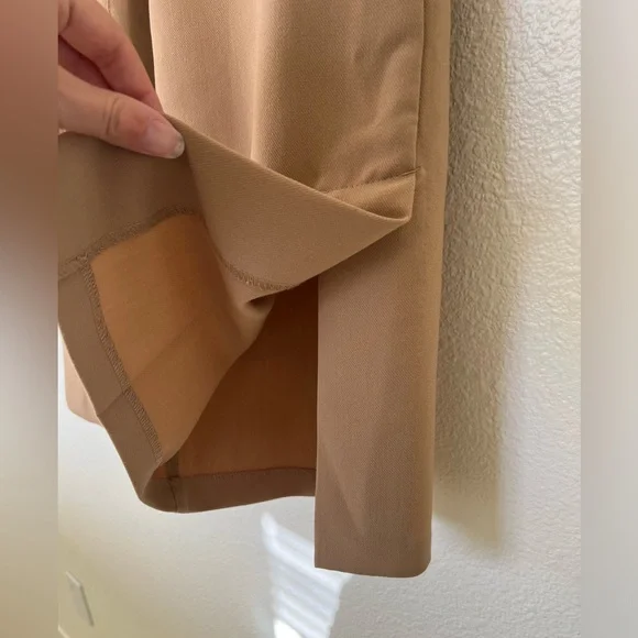 A&F Sloane Tailored Wide Leg Pant - Picture 8 of 12